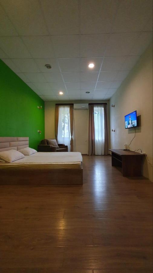 Your Home Hotel Tbilisi Exterior photo