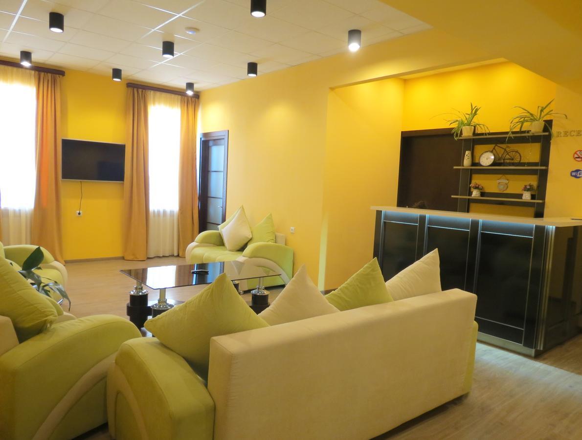 Your Home Hotel Tbilisi Exterior photo