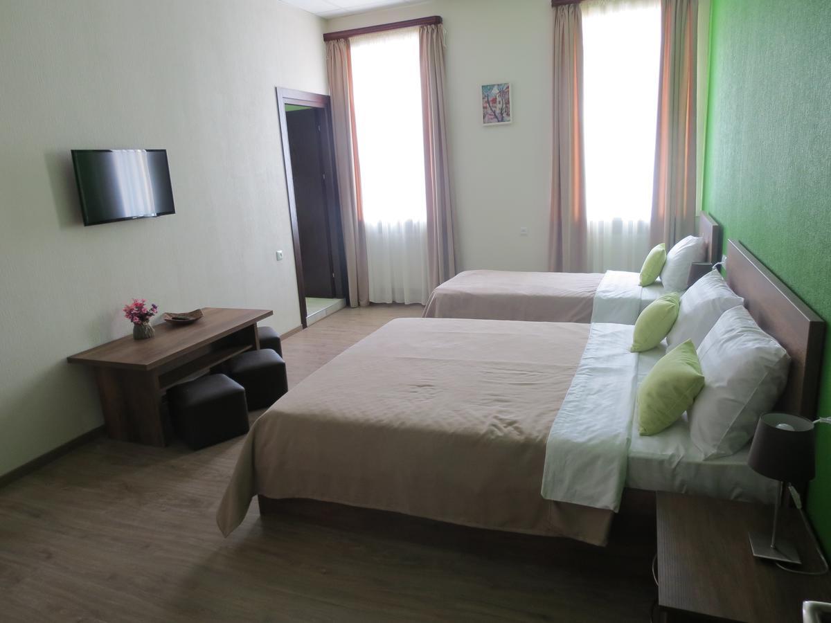 Your Home Hotel Tbilisi Exterior photo